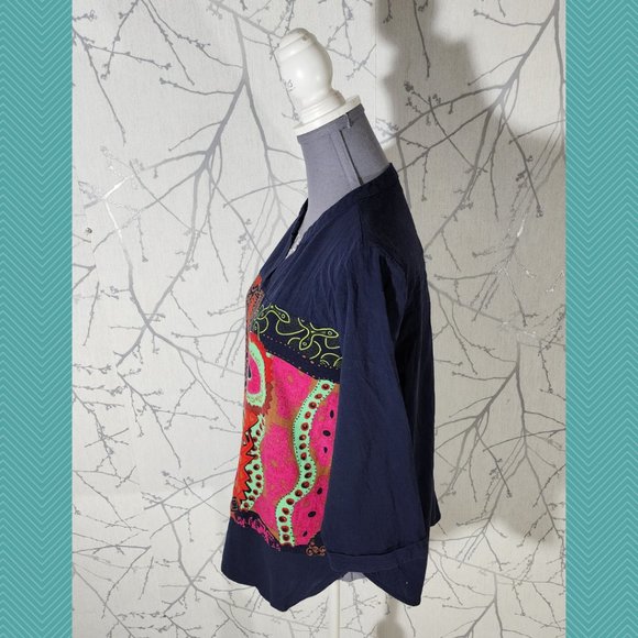 O-necue Navy Abstract Art Printed Mandarin Collar Blouse - Picture 2 of 4